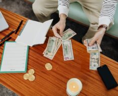 Money-Saving Hacks: Creative Ways to Cut Costs and Boost Your Savings